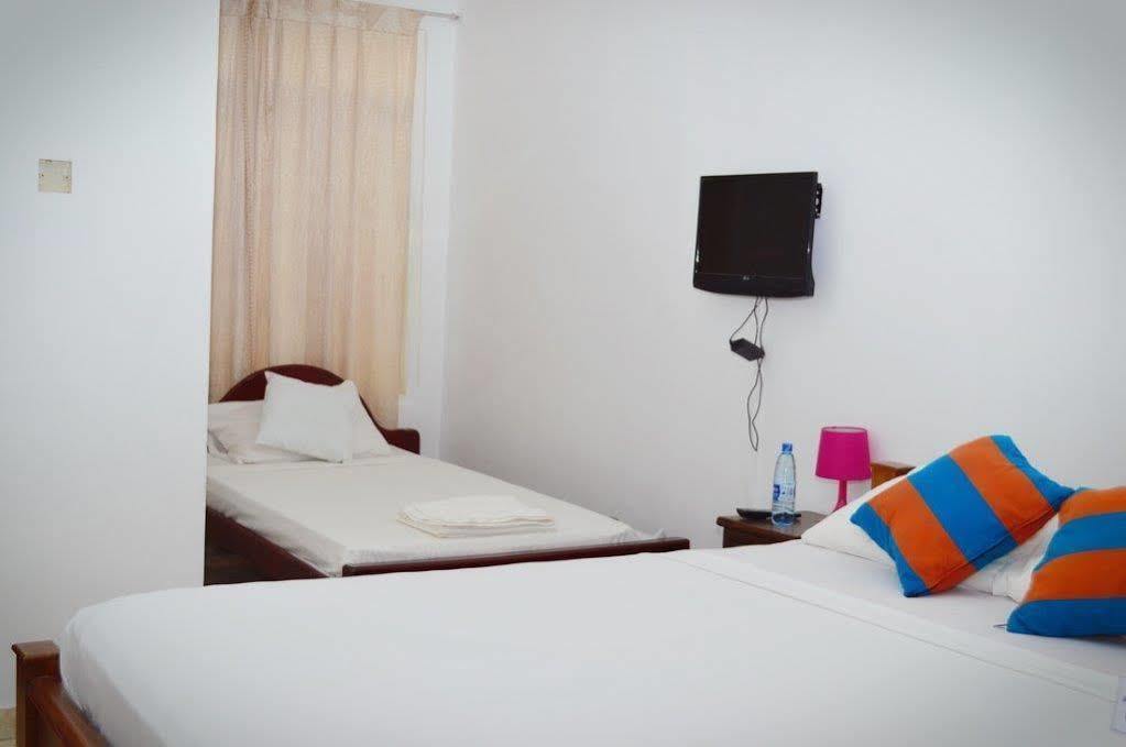 Hotel Empryean كاتوناياكى المظهر الخارجي الصورة