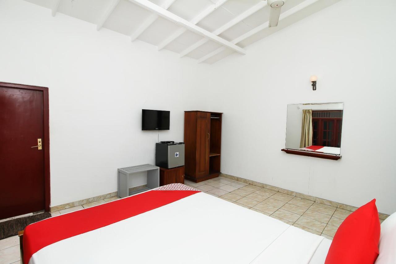 Hotel Empryean كاتوناياكى المظهر الخارجي الصورة